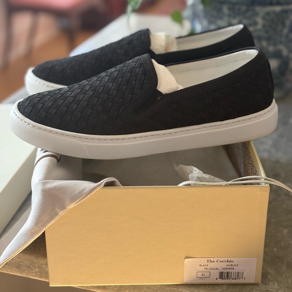 The Cerchio Black Woven Woman’s Slip-On Loafers